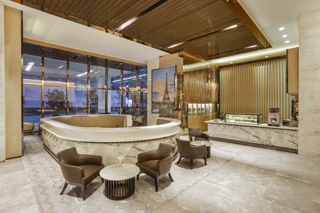 the face suites hotel