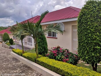 home up guest house