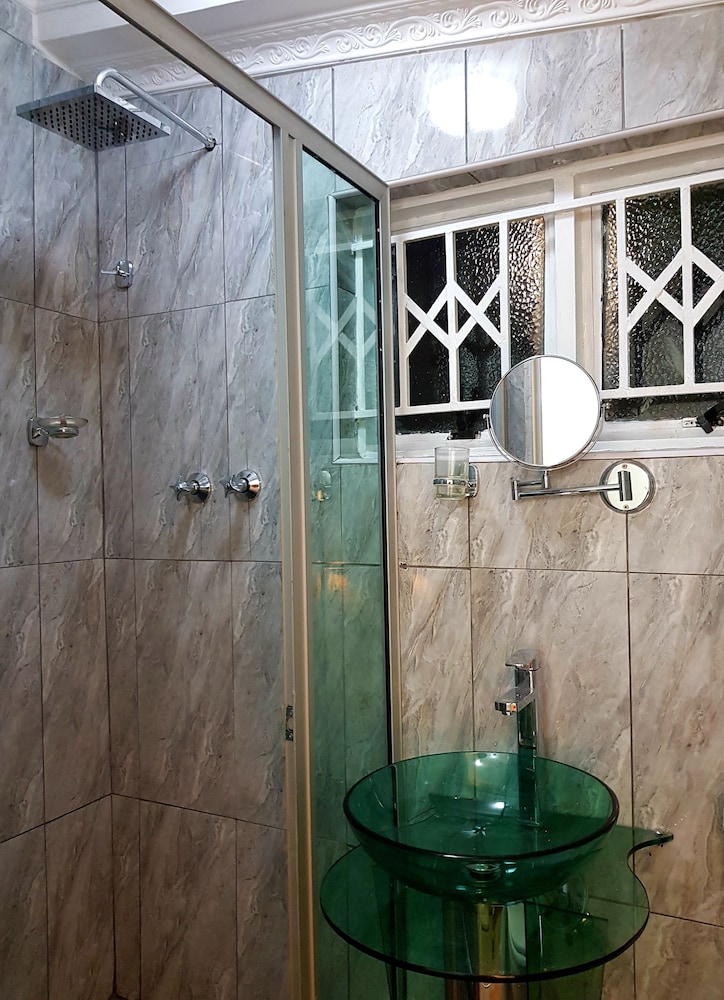 chinyonga guesthouse