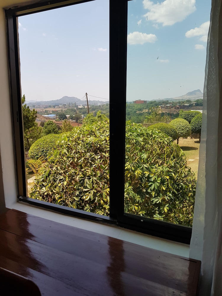 chinyonga guesthouse
