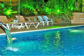 ayelet ahavim hotel