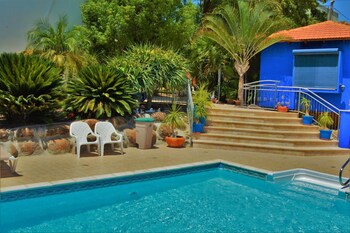 ayelet ahavim hotel