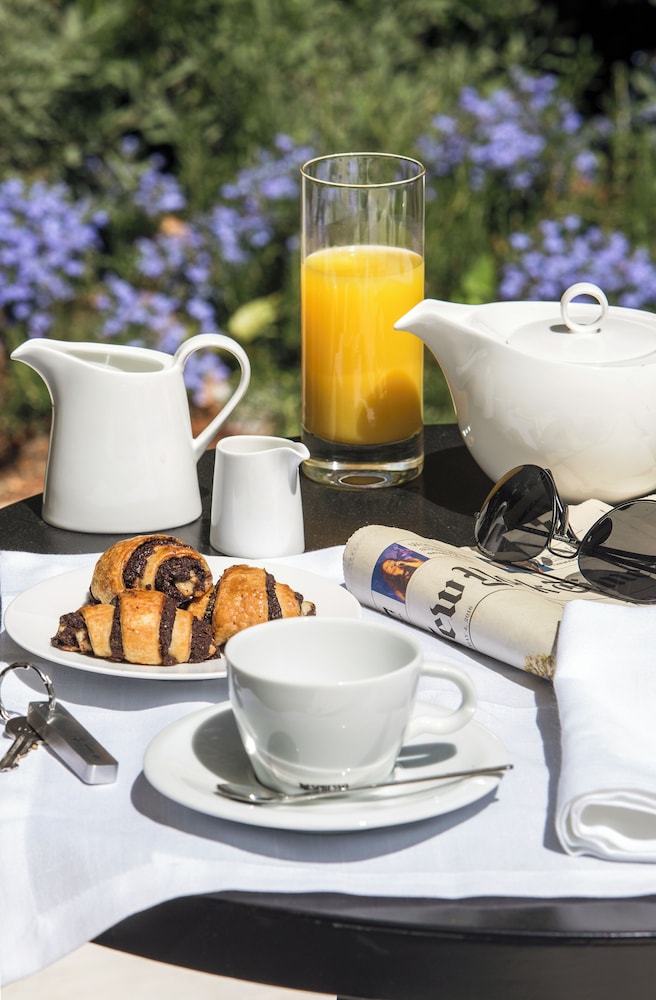 white villa tel aviv hotel