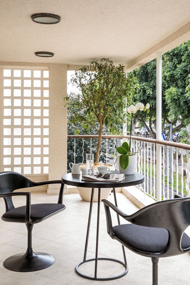 white villa tel aviv hotel