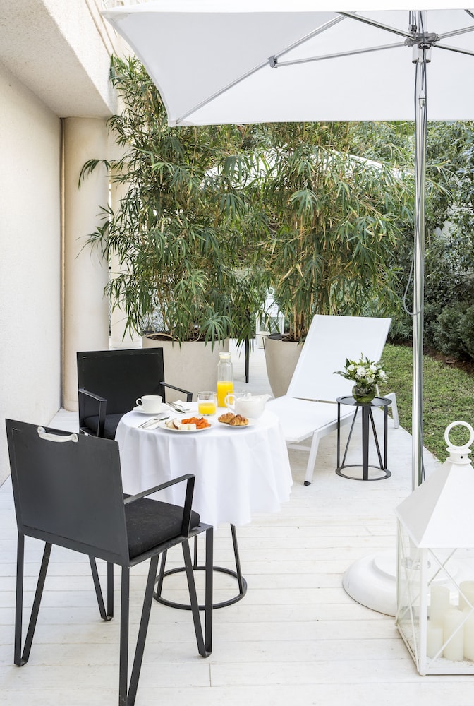 white villa tel aviv hotel