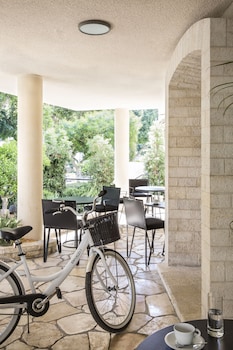 white villa tel aviv hotel