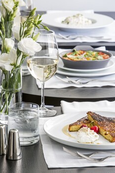 white villa tel aviv hotel