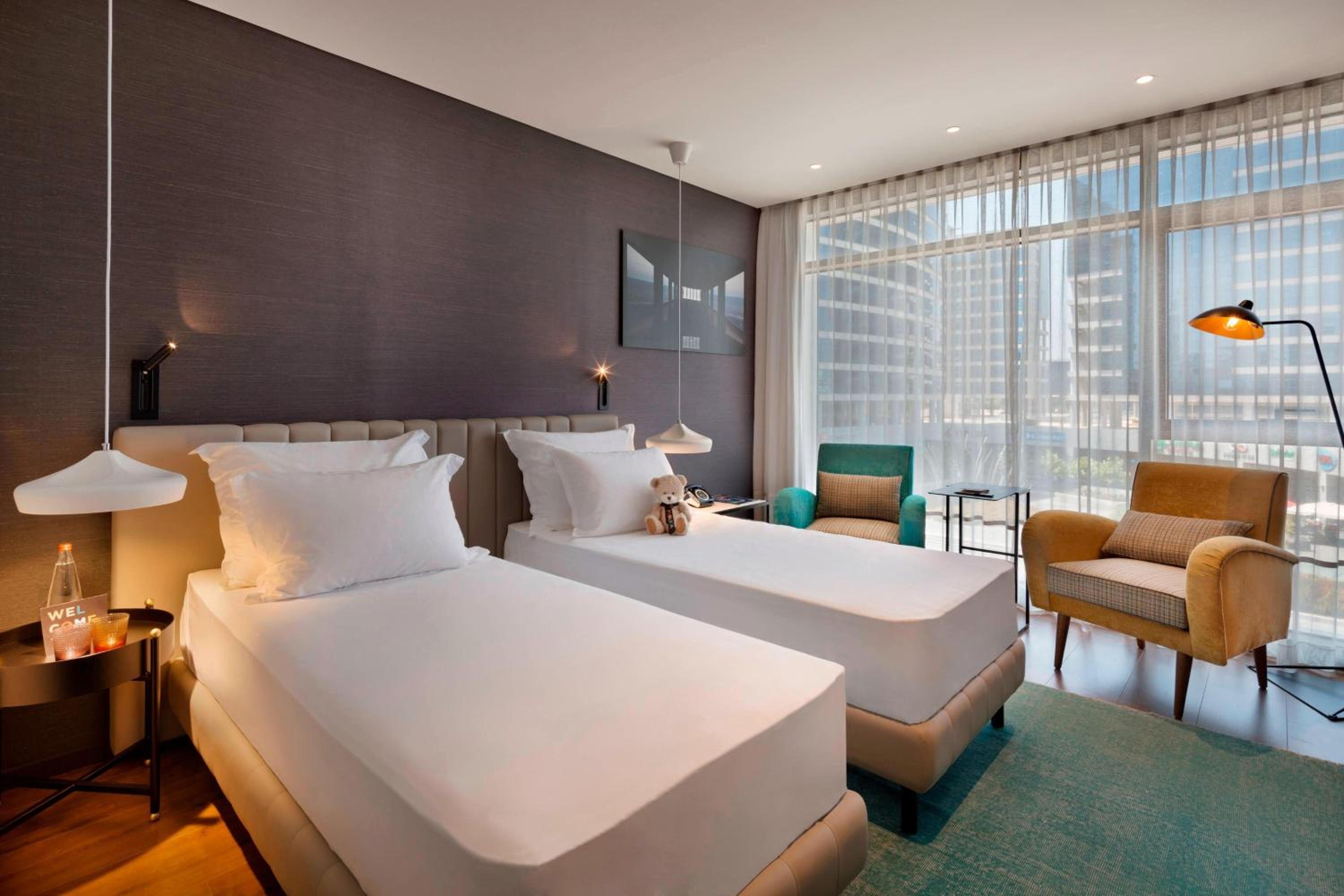 publica isrotel autograph collection