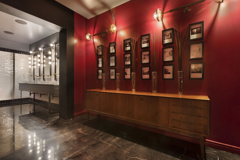 publica isrotel autograph collection