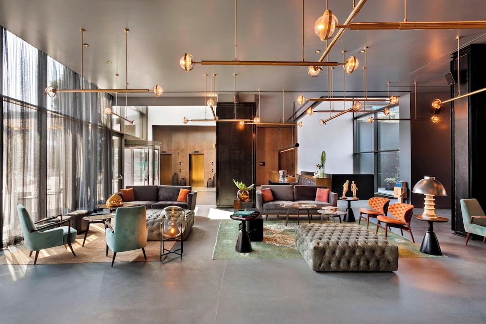 publica isrotel autograph collection