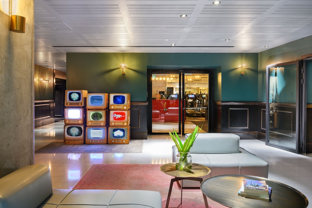 publica isrotel autograph collection