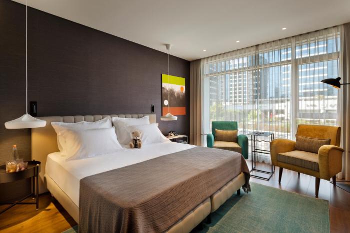 publica isrotel autograph collection