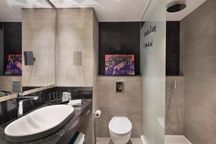 publica isrotel autograph collection