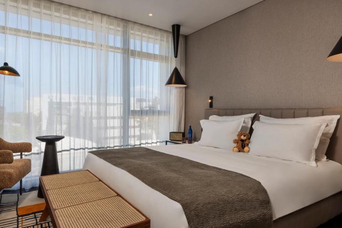 publica isrotel autograph collection