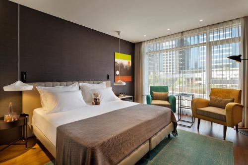 publica isrotel autograph collection