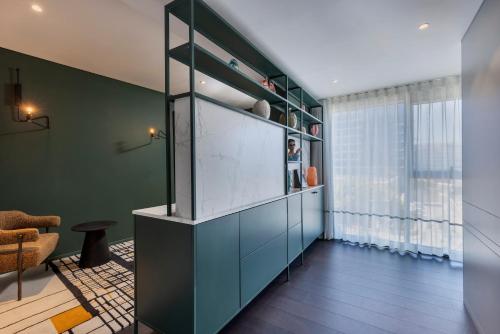 publica isrotel autograph collection