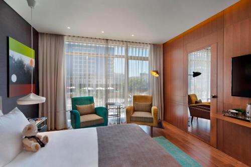 publica isrotel autograph collection