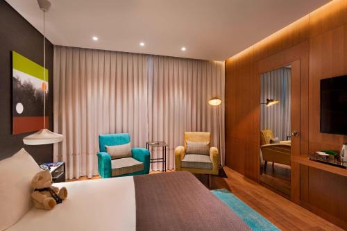 publica isrotel autograph collection