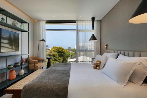 publica isrotel autograph collection