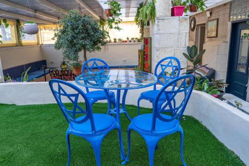 mikes house jerusalem