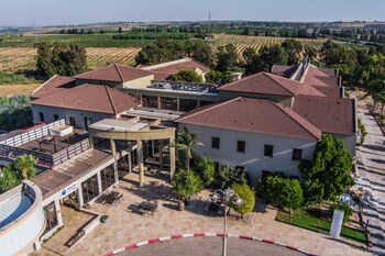 yarden estate hotel