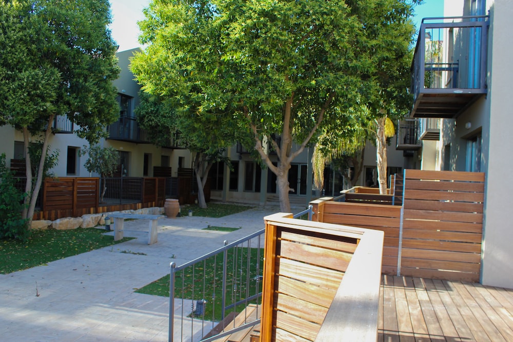 yarden estate hotel