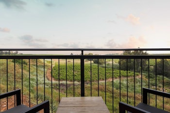 yarden estate hotel