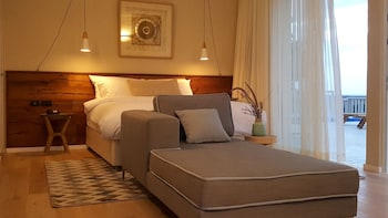 nea resort and people