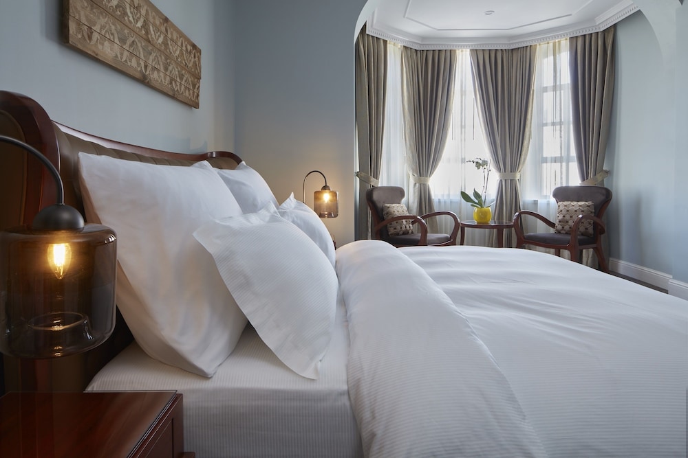 carmella boutique hotel