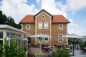 carmella boutique hotel