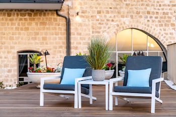 casa nova boutique hotel