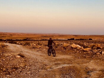 Chen In Ezuz,Ramat Negev>>Ezuz,1 star