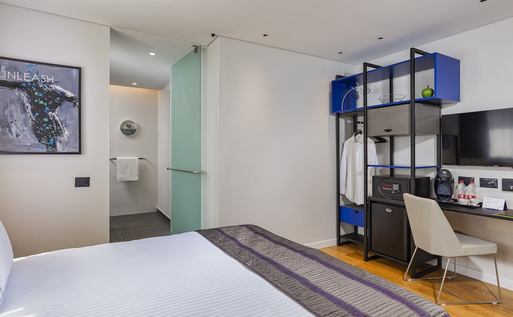 ultra hotel boutique tel aviv