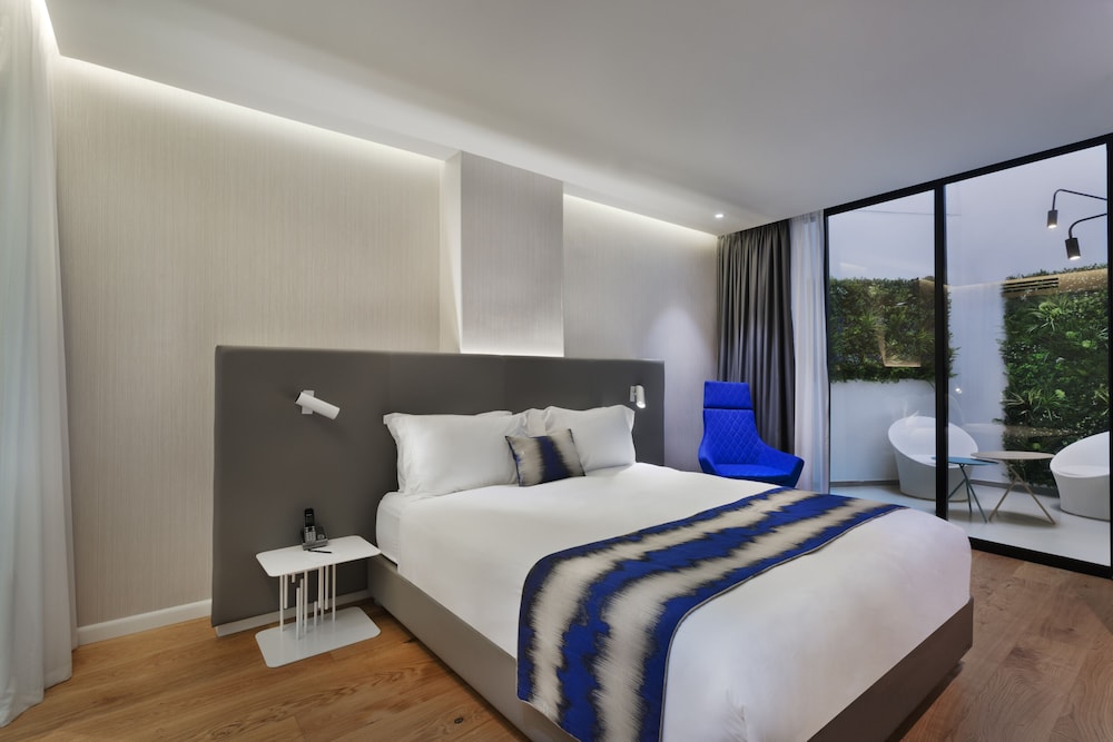 ultra hotel boutique tel aviv