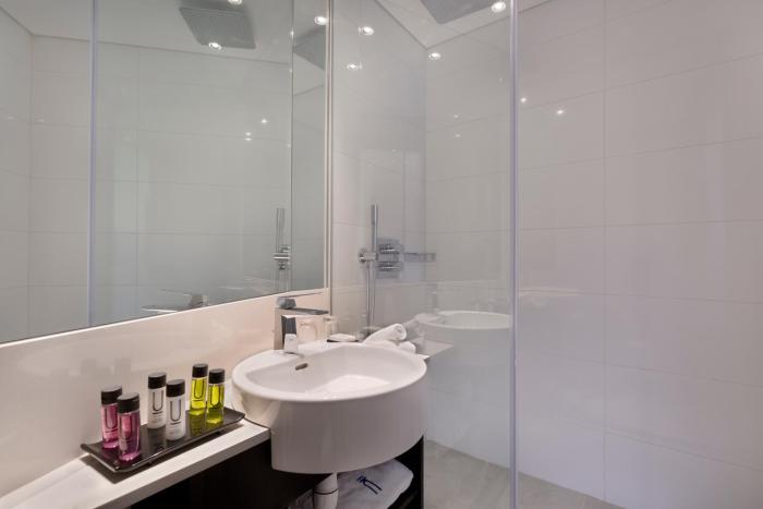 ultra hotel boutique tel aviv