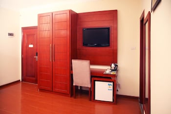 blue birds international hotel