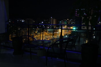 blue birds international hotel