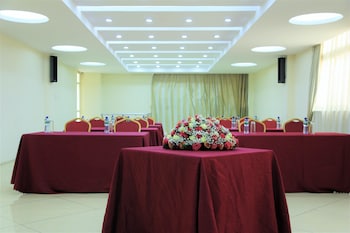 blue birds international hotel