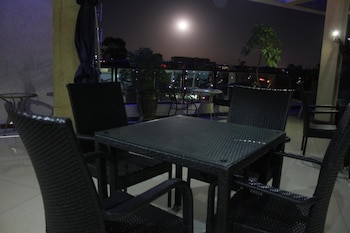 blue birds international hotel