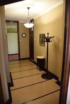 diplomat luxury furnished apartments