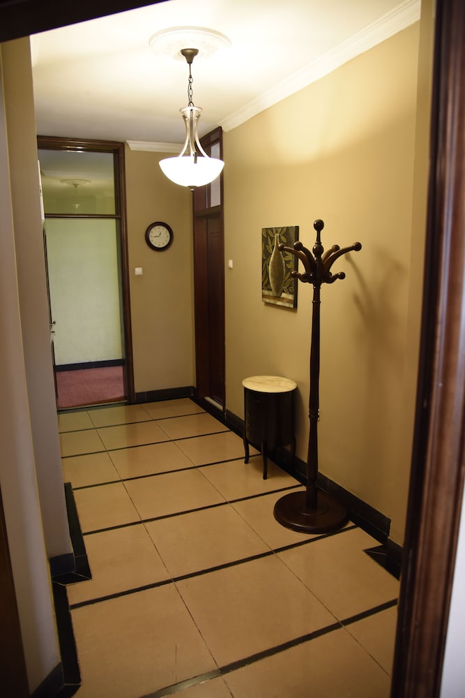 diplomat luxury furnished apartments