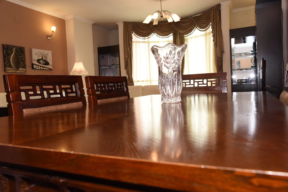 diplomat luxury furnished apartments