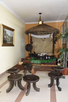 diplomat luxury furnished apartments