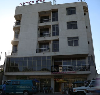 lake mark hotel