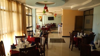 lake mark hotel
