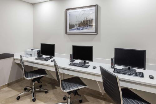 ramada by wyndham revelstoke