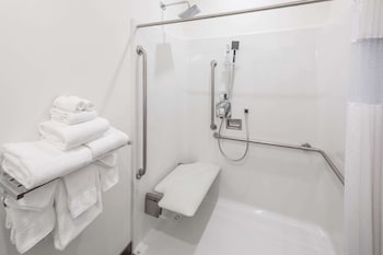 ramada by wyndham revelstoke