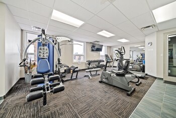 guest house inn and suites