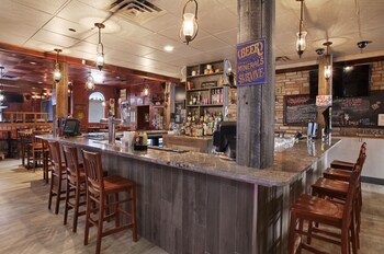 guest house inn and suites