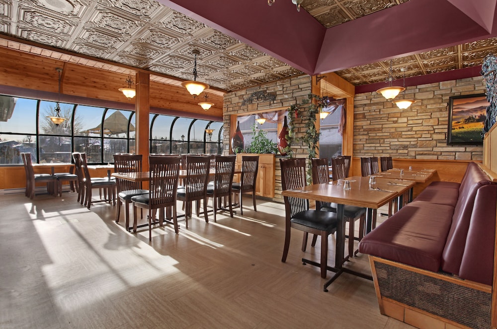 guest house inn and suites